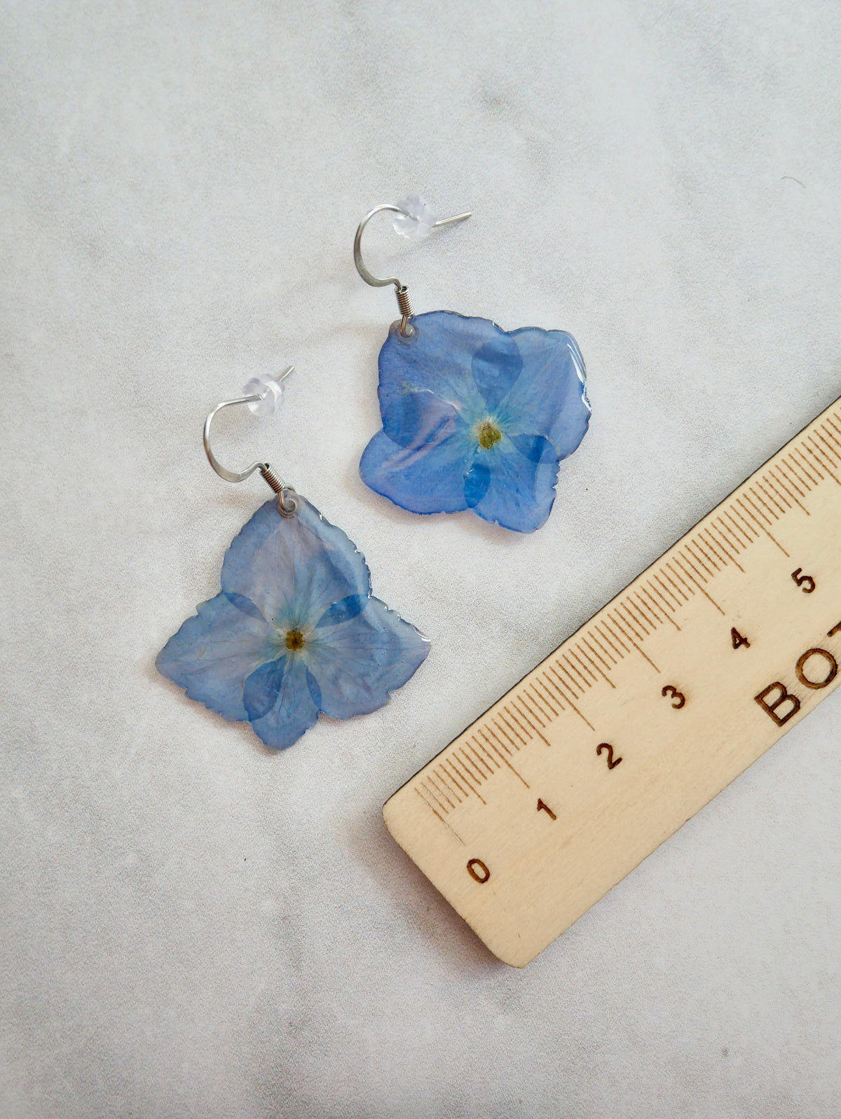 Boucles d’oreilles hortensia crochet