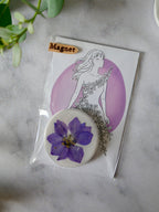 Magnet delphinium violet