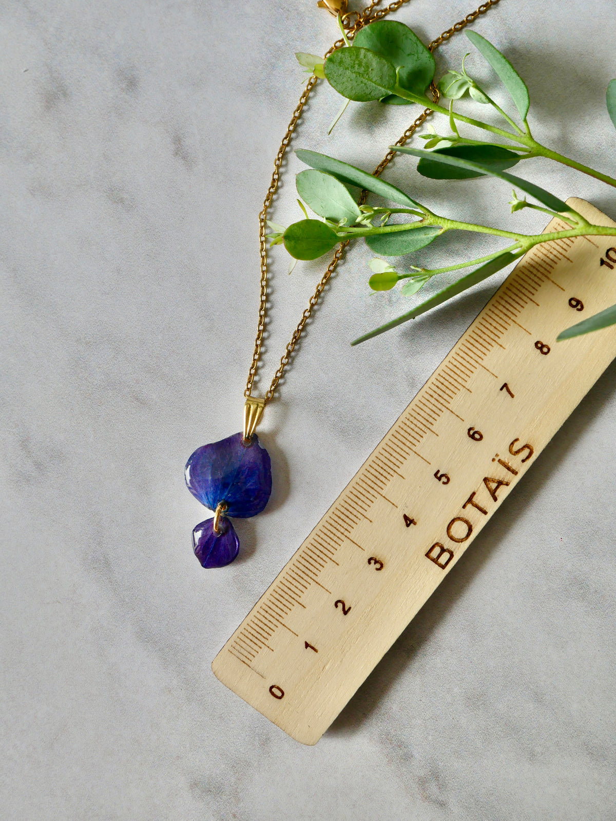 Collier hortensia pétales