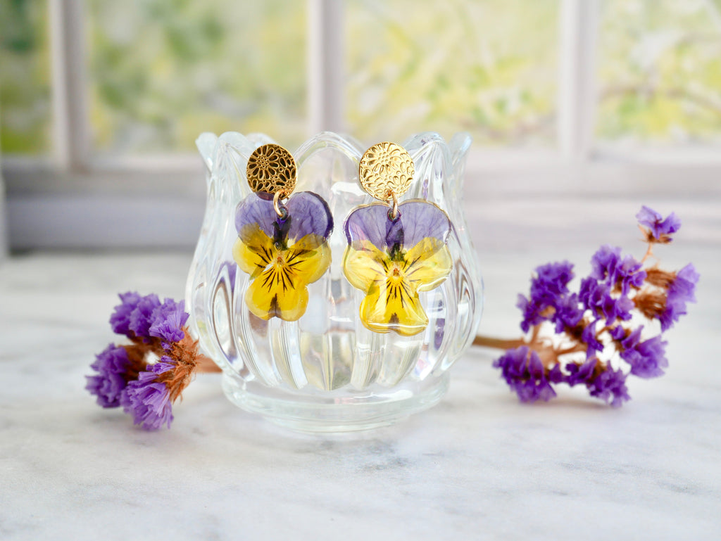 Boucles d’oreilles pensée jaune/violet fleurs